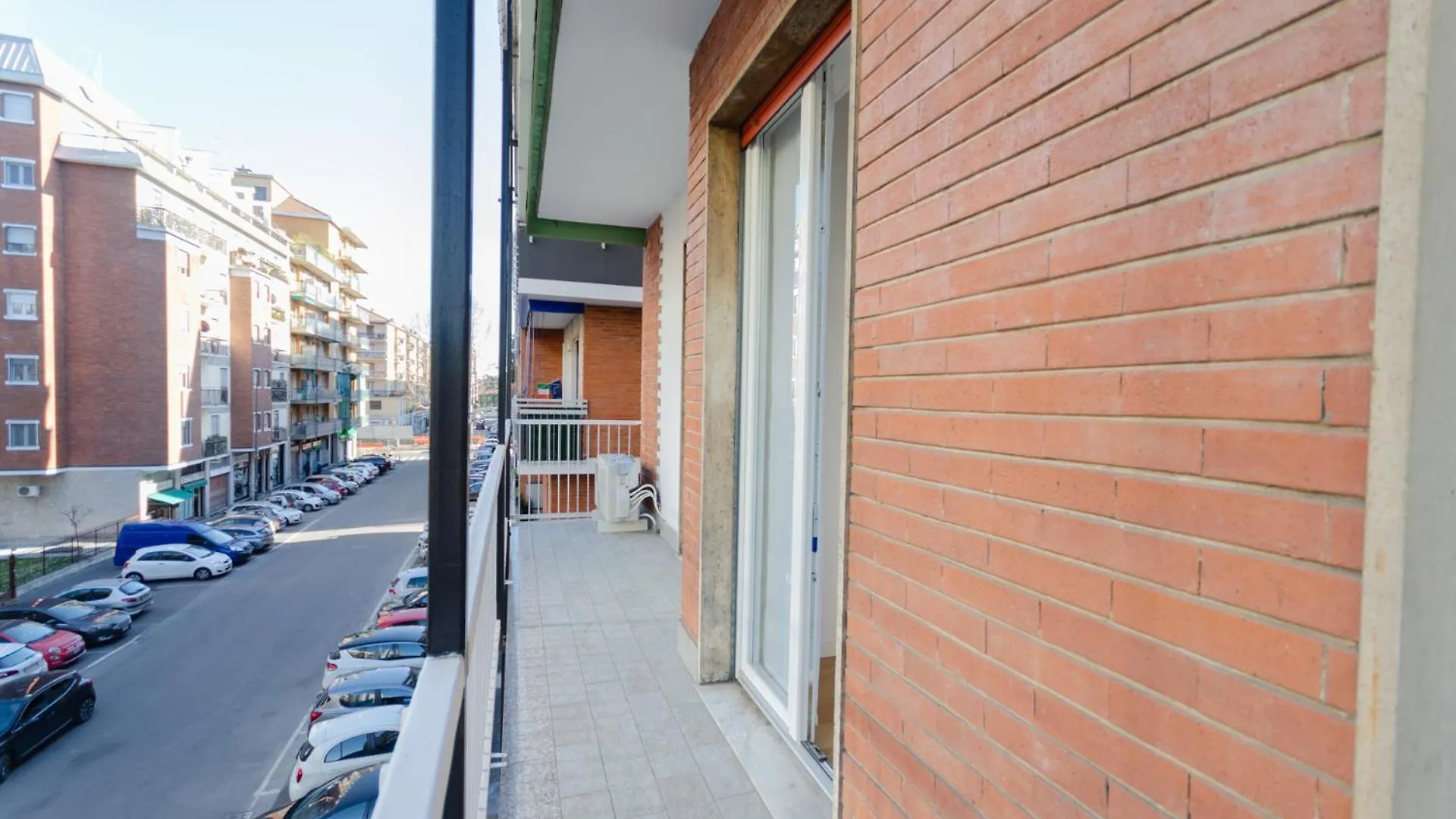 Appartamento Vivimi Home Fiordalisi Stile & Comfort Vicino Metro Milano Italia